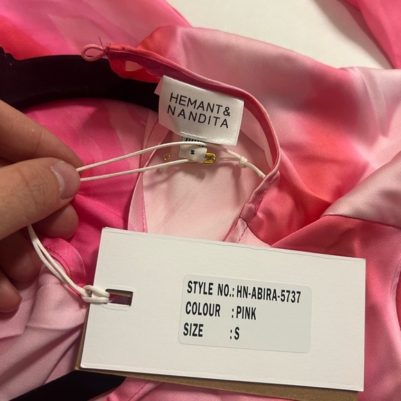 NWT Hemant & Nandita Abira Mini Floral Satin Dress Pink Womens Size Small - Picture 8 of 9